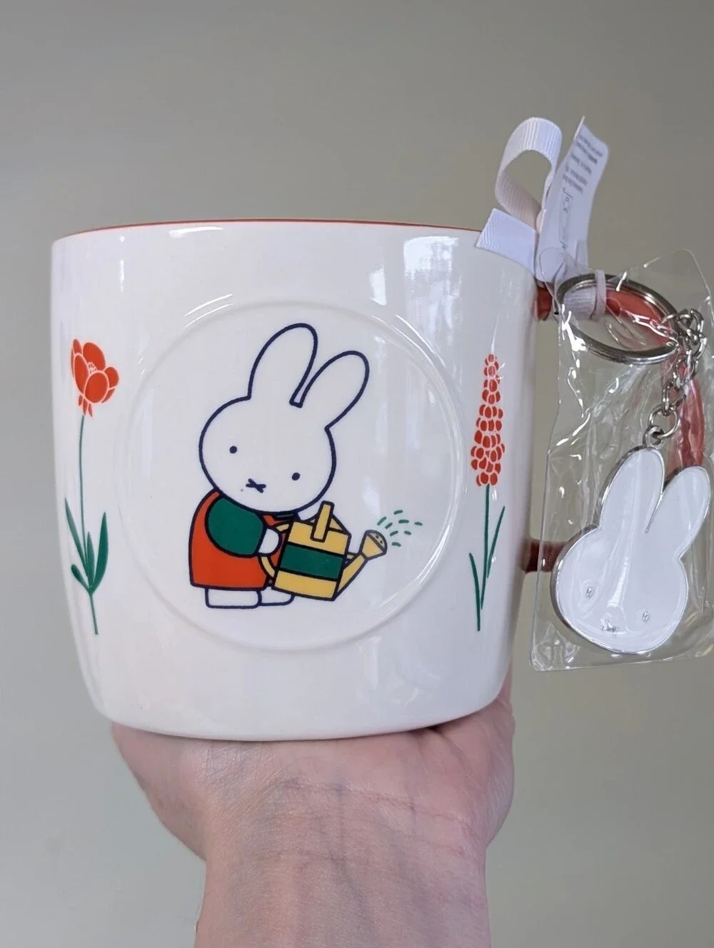 Miffy x Magenta Summer Gardening Miffy Mug& Keychain Set  🪏🪻 - Picture 2 of 8